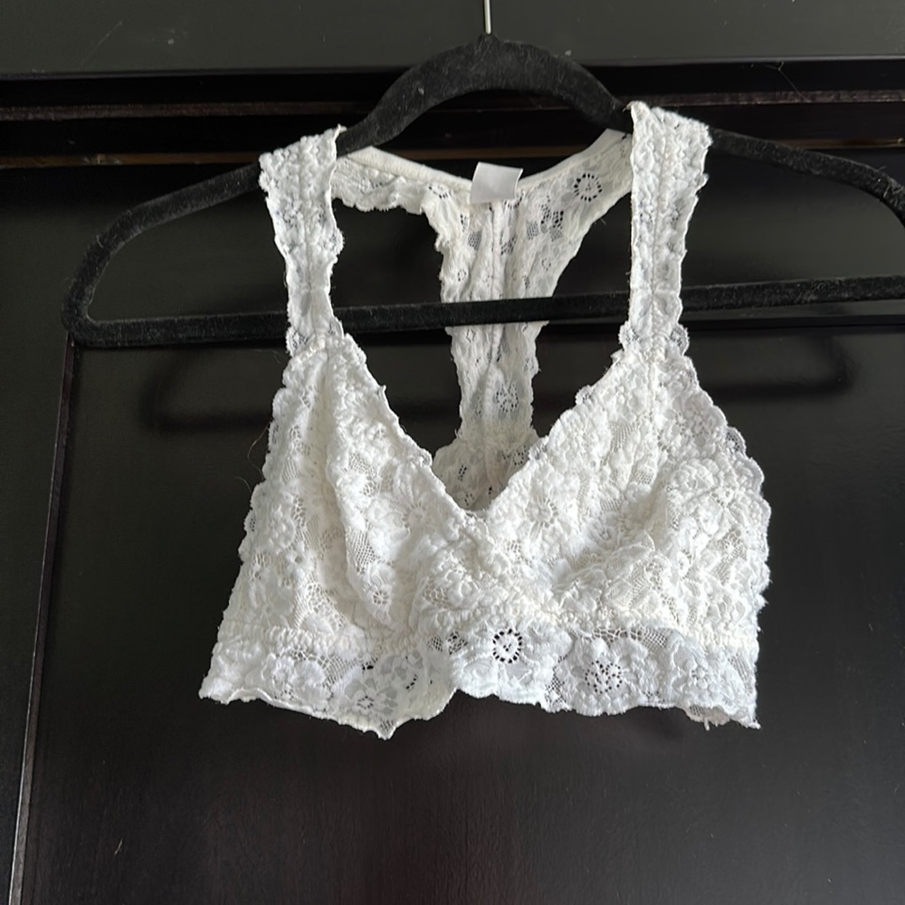 NWOT White Lace ITZON Bralette